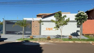 Casa, 3 quartos, 266 m² - Foto 1
