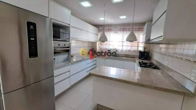 Casa, 3 quartos, 360 m² - Foto 4