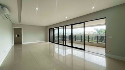 Apartamento, 3 quartos, 186 m² - Foto 1