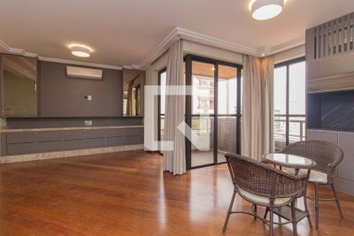Apartamento, 3 quartos, 115 m² - Foto 1