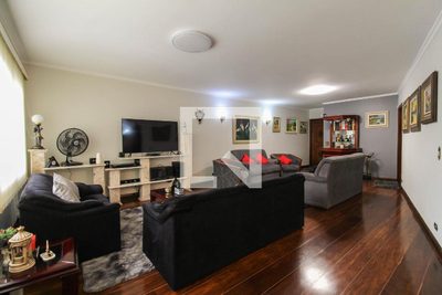 Casa, 3 quartos, 267 m² - Foto 2