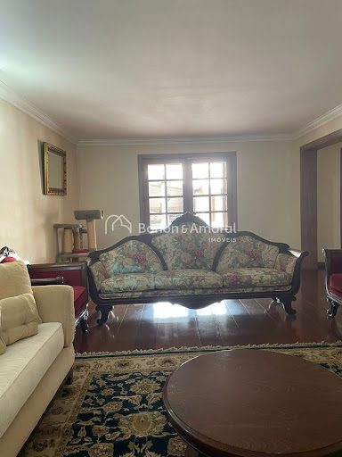 Casa, 4 quartos, 357 m² - Foto 1