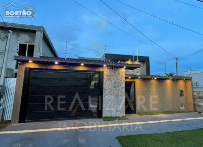 Casa, 3 quartos, 208 m² - Foto 1