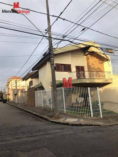 Casa, 3 quartos, 316 m² - Foto 1