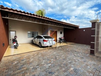 Casa, 3 quartos, 380 m² - Foto 1