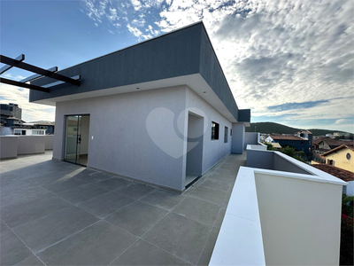 Cobertura, 3 quartos, 231 m² - Foto 1