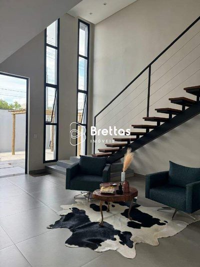 Casa, 2 quartos, 216 m² - Foto 2