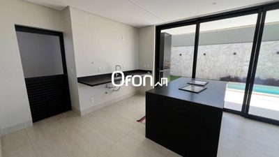 Sobrado, 4 quartos, 219 m² - Foto 2