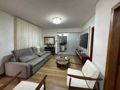 Casa, 5 quartos, 190 m² - Foto 2