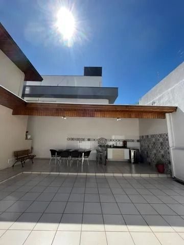 Casa, 4 quartos, 256 m² - Foto 4