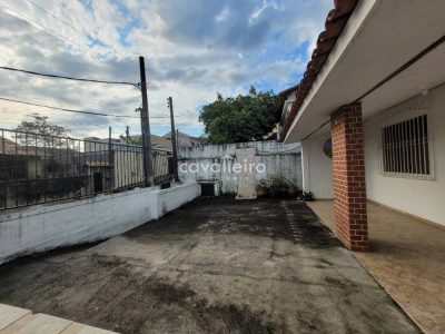 Casa, 3 quartos, 178 m² - Foto 2