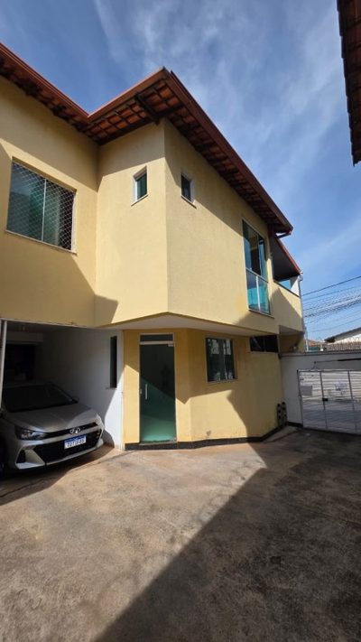 Casa, 3 quartos, 159 m² - Foto 2