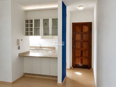 Apartamento, 3 quartos, 80 m² - Foto 1