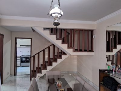 Casa, 4 quartos, 211 m² - Foto 2