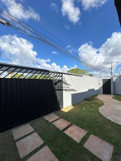 Casa, 3 quartos, 207 m² - Foto 1