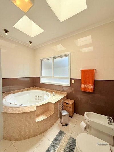 Sobrado, 4 quartos, 338 m² - Foto 3