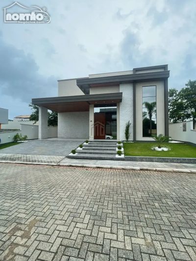 Casa, 4 quartos, 290 m² - Foto 2