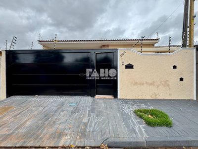 Casa, 3 quartos, 140 m² - Foto 1