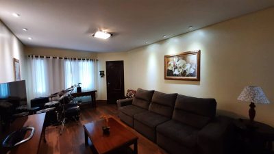 Casa, 3 quartos, 175 m² - Foto 1