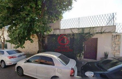 Casa, 3 quartos, 194 m² - Foto 1