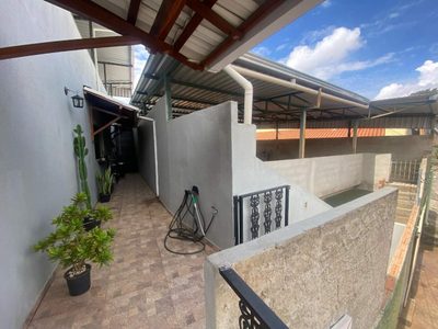Casa, 2 quartos, 80 m² - Foto 1