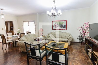 Casa, 4 quartos, 250 m² - Foto 4
