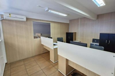 Casa, 4 quartos, 430 m² - Foto 1