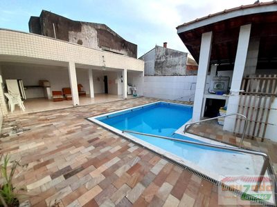 Casa, 3 quartos, 180 m² - Foto 1