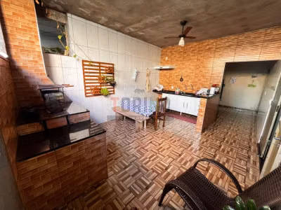 Casa, 1 quarto, 92 m² - Foto 1