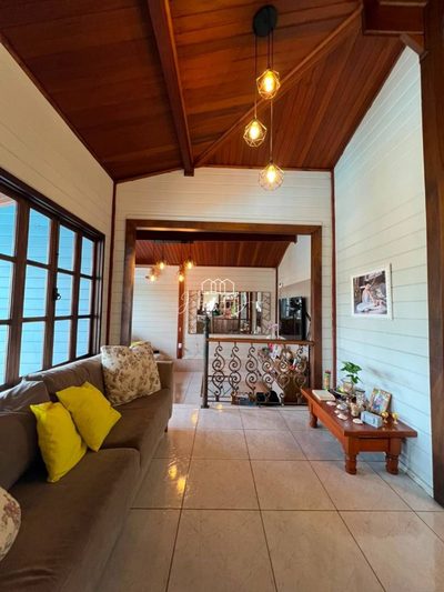Casa, 6 quartos, 261 m² - Foto 4