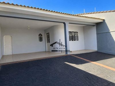Casa, 3 quartos, 200 m² - Foto 1