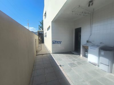 Casa, 5 quartos, 283 m² - Foto 2
