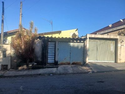 Casa, 2 quartos, 140 m² - Foto 1