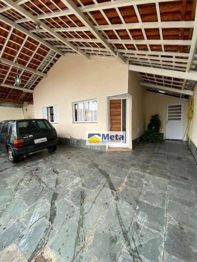 Casa, 3 quartos, 180 m² - Foto 1