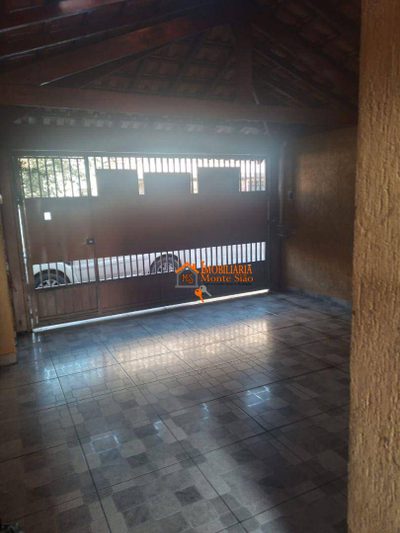 Sobrado, 4 quartos, 211 m² - Foto 1