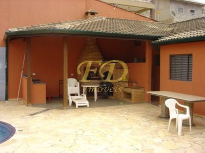 Casa, 3 quartos, 230 m² - Foto 3