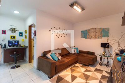 Casa, 4 quartos, 240 m² - Foto 1