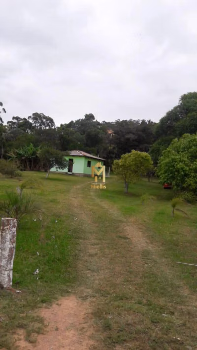 Sítio, 2 quartos, 70 m² - Foto 1