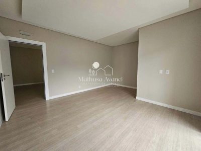 Casa, 3 quartos, 193 m² - Foto 2