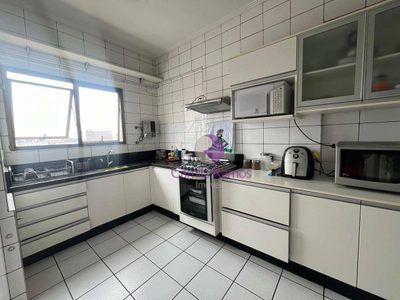 Apartamento, 3 quartos, 135 m² - Foto 2