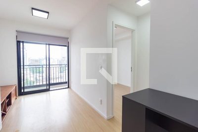 Apartamento, 1 quarto, 32 m² - Foto 2
