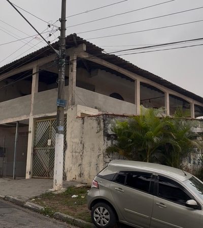 Casa, 4 quartos, 213 m² - Foto 1
