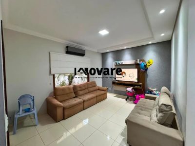 Casa, 3 quartos, 170 m² - Foto 1