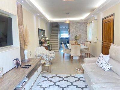 Casa, 3 quartos, 240 m² - Foto 1