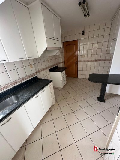 Apartamento, 3 quartos, 109 m² - Foto 2