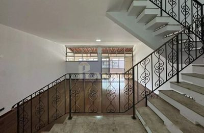 Sobrado, 3 quartos, 420 m² - Foto 2