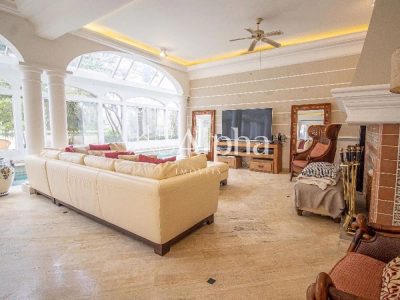 Casa, 4 quartos, 1121 m² - Foto 1