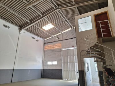 Depósito-Galpão, 350 m² - Foto 2