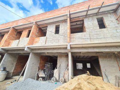 Casa, 3 quartos, 96 m² - Foto 1