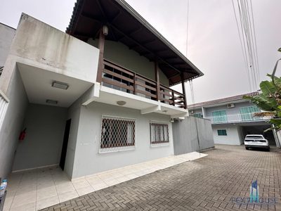 Casa, 4 quartos, 202 m² - Foto 1